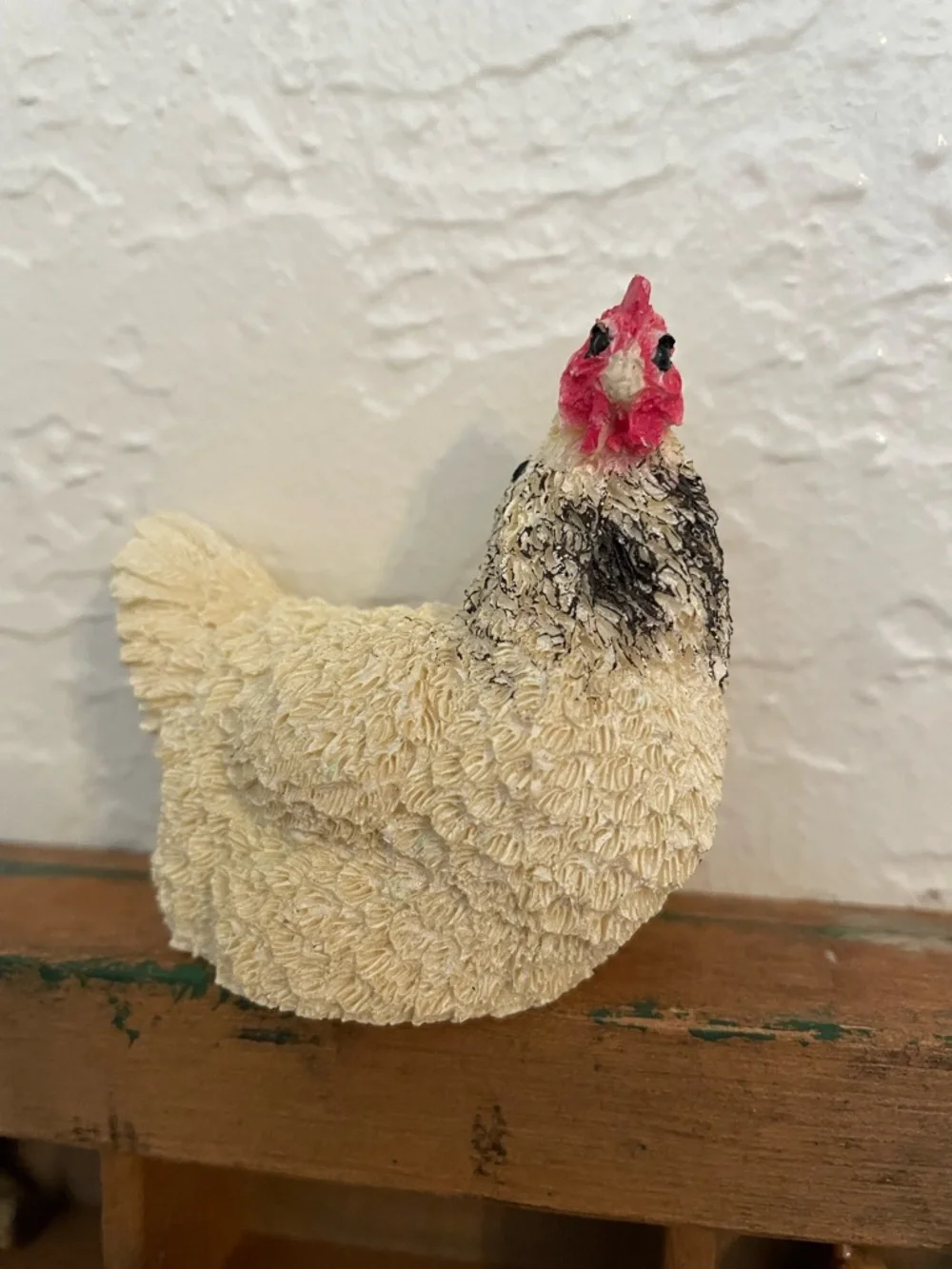 Vintage 1990s chicken hen figurine